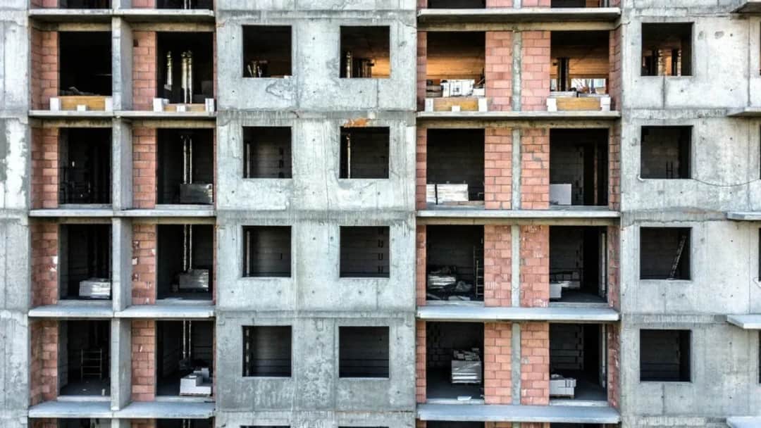 Marża dewelopera na domach: Ile faktycznie zostaje w kieszeni?